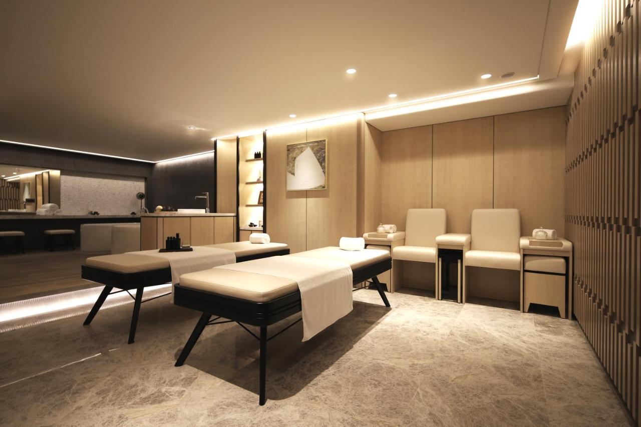 Hotel COZi Oasis Hongkong Buitenkant foto
